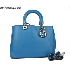 Dior Diorissimo malá kabelka z modré kůže Nappa (stříbrné kování) 8001 Dior Diorissimo malá kabelka z modré kůže Nappa (stříbrné kování) 8001