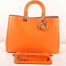 Kabelka Dior Diorissimo Jumbo Orange Original Leather (zlaté kování) 602 Kabelka Dior Diorissimo Jumbo Orange Original Leather (zlaté kování) 602