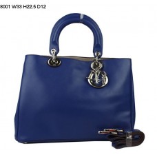 Dior Diorissimo malá kabelka ze safírově modré kůže Nappa (stříbrné kování) 8001 Dior Diorissimo malá kabelka ze safírově modré kůže Nappa (stříbrné kování) 8001