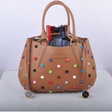 Fendi B Fab meruňková kožená kabelka s vícebarevnými drahokamy a střední velikostí s horní rukojetí Fendi B Fab meruňková kožená kabelka s vícebarevnými drahokamy a střední velikostí s horní rukojetí