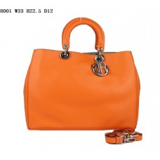 Kabelka Dior Diorissimo Jumbo z oranžové kůže Nappa (stříbrné kování) 8002 Kabelka Dior Diorissimo Jumbo z oranžové kůže Nappa (stříbrné kování) 8002