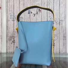 Malá kabelka Celine Twisted Cabas z telecí kůže v modré/hnědé barvě Malá kabelka Celine Twisted Cabas z telecí kůže v modré/hnědé barvě