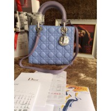 Falešné dámské kabelky Dior v modré barvě Falešné dámské kabelky Dior v modré barvě