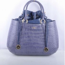 Velká kožená kabelka Fendi B Fab Blue s krokodýlími žilkami a horním uchem