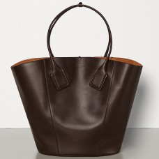Bottega Veneta Střední Košíková Taška z Čokoládové Telecí Kůže Bottega Veneta Střední Košíková Taška z Čokoládové Telecí Kůže