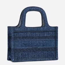 Kabelka Dior Mini Book Tote z džínovinově modrého šikmého plátna