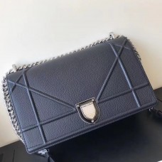 Klapková kabelka Dior Diorama z černé telecí kůže s texturou