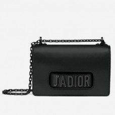 Klapková kabelka Dior J'Adior z ultra matné telecí kůže černé barvy Klapková kabelka Dior J'Adior z ultra matné telecí kůže černé barvy