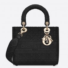 Střední dámská kabelka Dior D-Lite z černého vyšívaného plátna