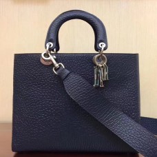 Velká dámská kabelka Dior z jehněčí kůže s hnědou texturou v barvě Navy Canyon Velká dámská kabelka Dior z jehněčí kůže s hnědou texturou v barvě Navy Canyon