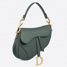 Podsedlová taška Dior z telecí kůže v barvě Storm Blue s výraznou texturou